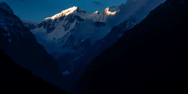 everest noaptea jpg