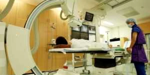 Românii care vor să se trateze în strănătate trebuie, în primul rând ,să supravieţuiască birocraţiei din sistemul medical din ţară