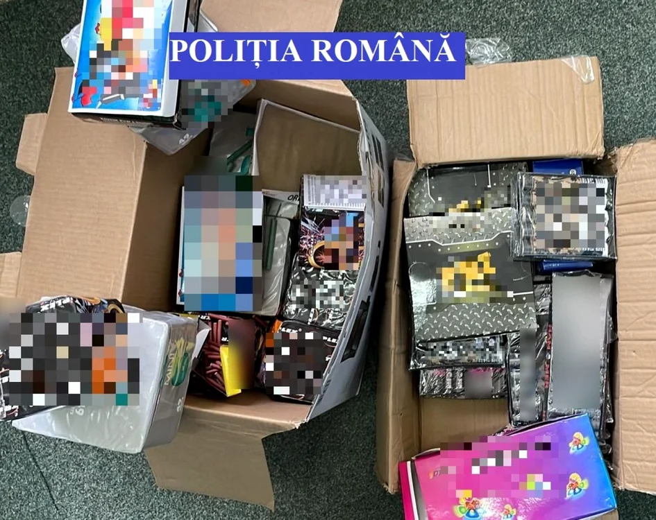 Obiecte pirotehnice confiscate de poliţişti. Foto: IPJ Alba
