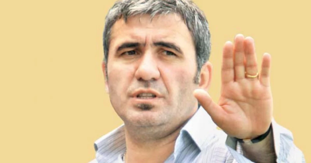 LIVE TEXT Ziua H în fotbalul românesc. Înscăunarea „Regelui” la echipa națională după 25 de ani