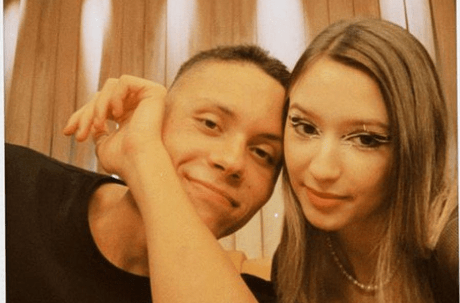 Mesajul primit de David Popovici de la iubita sa la împlinirea a 18 ani: ”Nebunule!” 