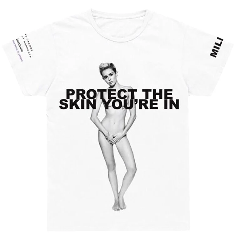 Miley Cyrus, nud pe un tricou al campaniei iniţiate de Marc Jacobs Internaţional (Twitter)