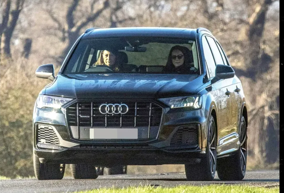 Kate și mama sa, Carole Middleton. FOTO: Screenshot TMZ