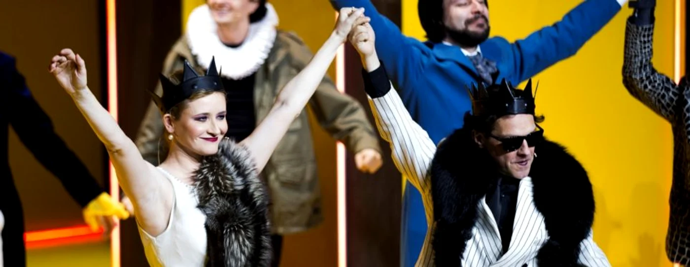 Rodica Lazar, George Ivascu, Constantin Dogioiu, Catalin Babliuc în spectacolul "Richard al III-lea"