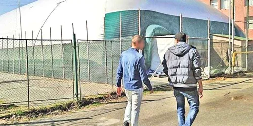 Elevii au întreţinut raporturi sexuale pe terenul de sport din cadrul instituţiei de învăţământ