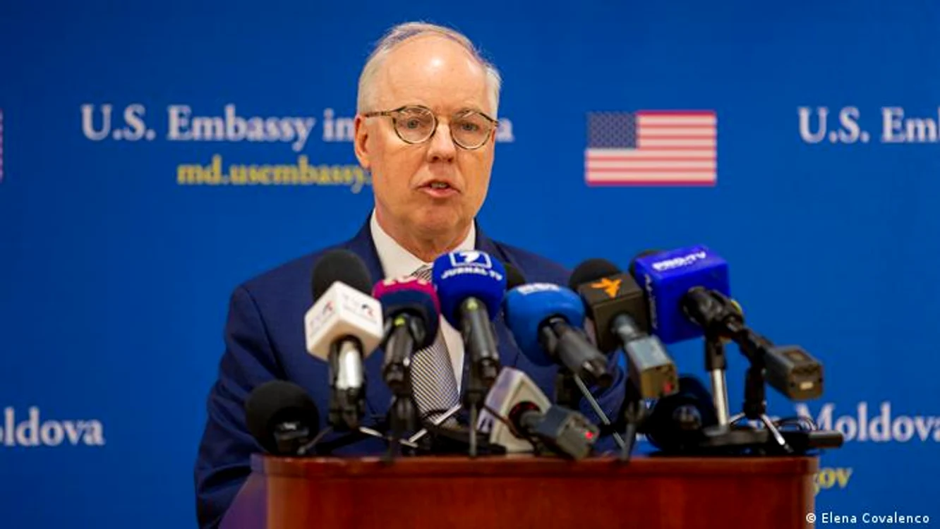 Ambasadorul SUA la Chişinău, Kent Logsdon