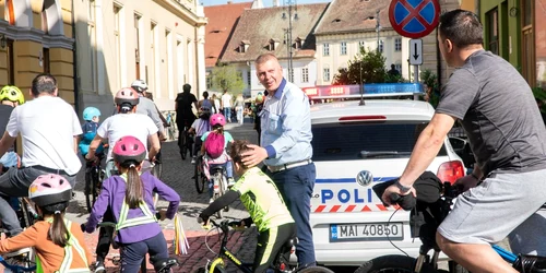 Tur de bicicletă dedicat elevilor la Sibiu Foto Urban Bike Revolution