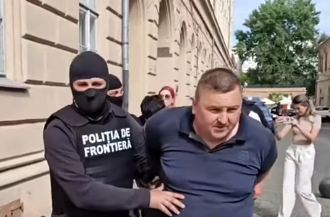 Afganii au fost duși la audiri captură video Opinia Timișoarei