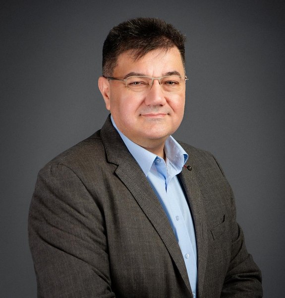 Alegerile din Franţa pun presiune pe euro şi pe pieţele financiare. Două scenarii