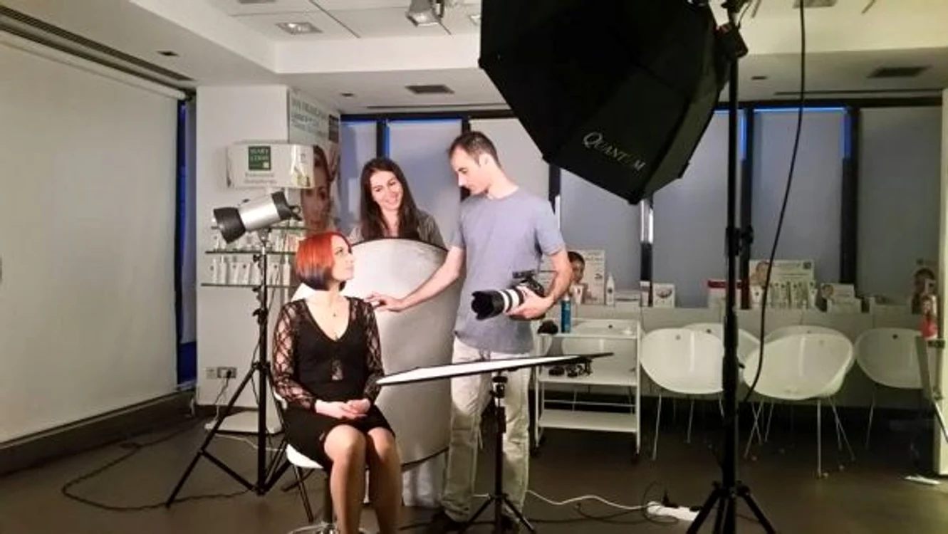 Câștigătorul concursului "Cel mai bun hairstylist din România" va primi 3.000 de euro