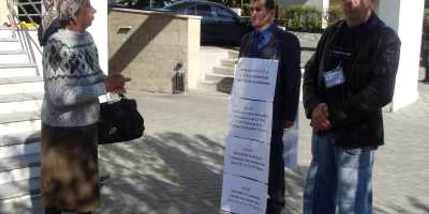 Finantele Publice Valcea au dat o singura amenda lui Ion Popii, protestatarul din fata institutiei