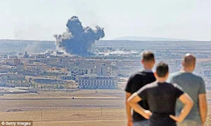 Nu pleacă de  acolo după ce se produc exploziile jpeg