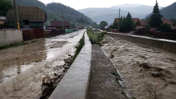 Pericol de iundații pe râuri din țară FOTO: arhivă