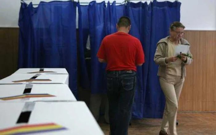 Secţiile de votare se deschid la ora 7.00 şi se vor închide la orele 21.00 (Foto: Adevărul)