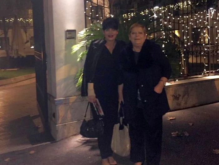 Patrizia Paglieri şi mama ei, Anna, într-o călătorie în Italia