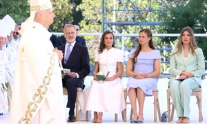 Regina Letizia, Regele Felipe și fiicele lor, Prințesa Leonor și Infanta Sofia la întâlnirea cu Papa Leon FOTO FOTO Casa Regală spaniolă (42) jpg