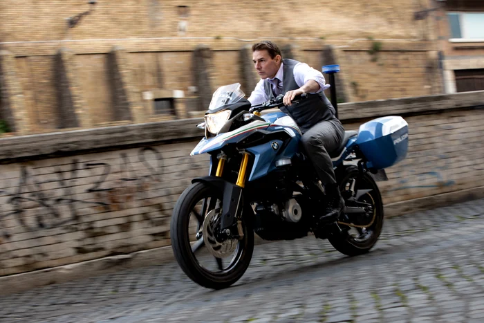 Tom Cruise în "Misiune imposibilă"