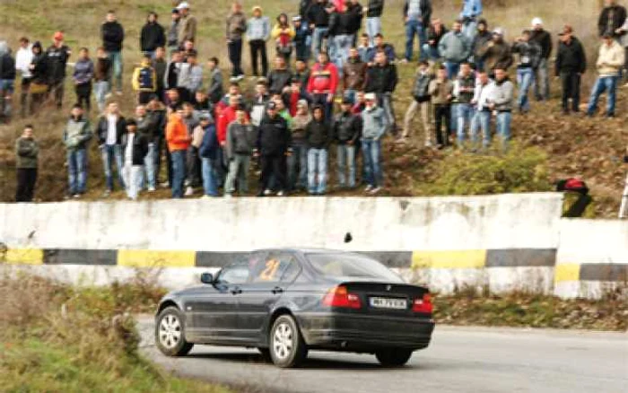 Viteză şi motoare turate pe Dealul Bucovăţului