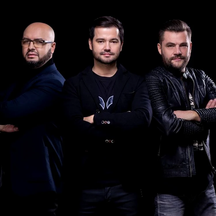 
    Laurențiu, Viorel și Mihai au peste 40 de ani fiecare și o cariera de succesFOTO Facebook/3Sud Est  