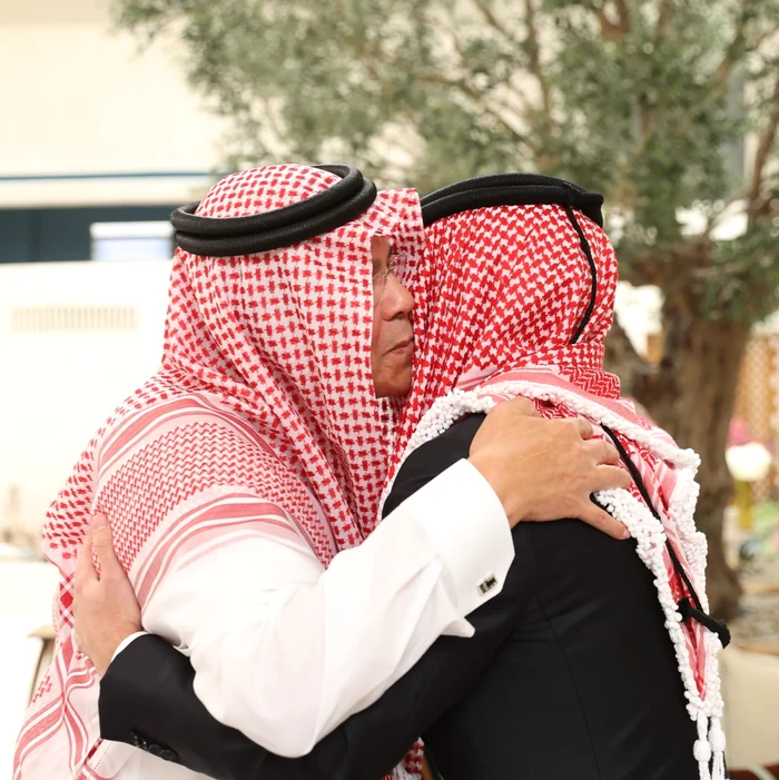 Hussein cu socrul răposat PNG