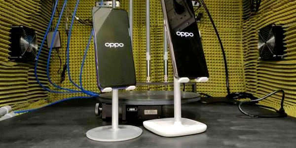 Testarea performanţelor 5G SA în laboratorul OPPO cu ajutorul smartphone-urilor OPPO Find X2 Pro şi OPPO Reno3 5G