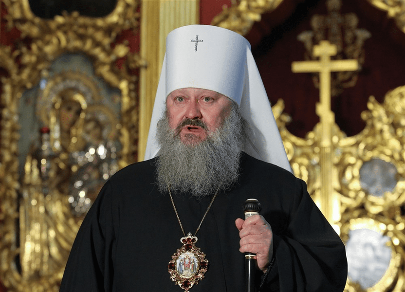 Dispute aprinse între Biserica Ortodoxă Ucraineană și autoritățile de la Kiev. Îndemnat să se lepede de Putin, mitropolitul Lebed îl critică pe Zelenski