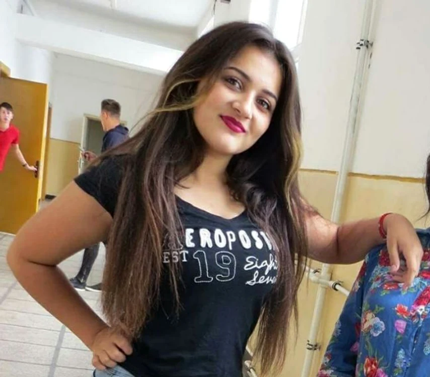 
    În continuare nu se știu prea multe detalii despre dispariția Luizei Melencu, tânăra de 18 ani despre care se presupune că ar fi fost victima lui DincăFoto: Arhivă personală   