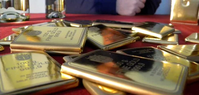 O cantitate de 22,17 kilograme de aur, constând în lingouri şi bijuterii, va fi scoasă la vânzare, la preţul de 130 de lei gramul, inclusiv TVA