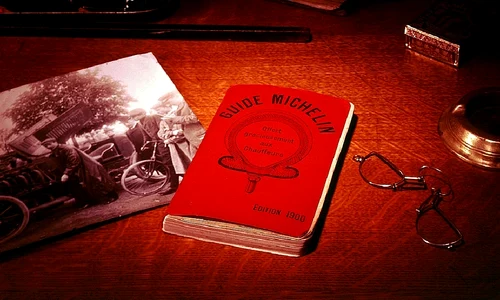 b7676fd91d734b3fbc49b9226af2f02a About Michelin Guide (1) jpg