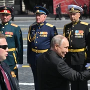 Vladimir Putin la parada de 9 mai FOTO Profimedia