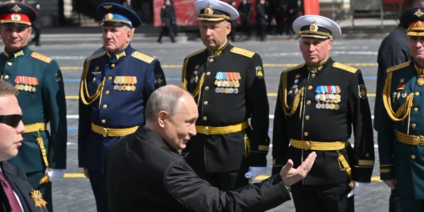 Vladimir Putin la parada de 9 mai FOTO Profimedia