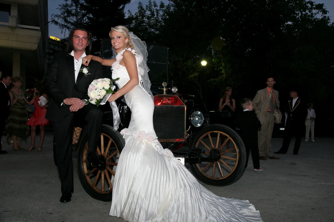 Julia şi Bogdan Jianu au făcut nuntă în 2007