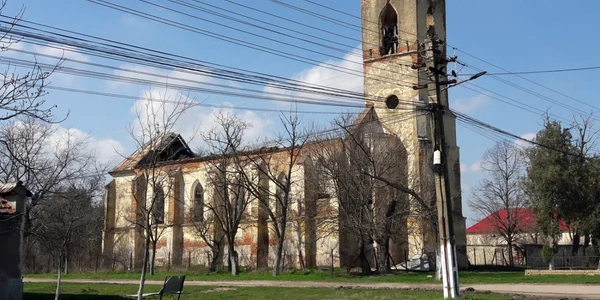 Ruinele bisericii de la Ofseniţa FOTO Ş.Both