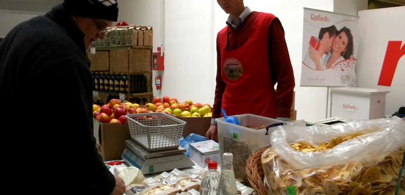 „Piața Țărănească“ este organizată în Galeria Real