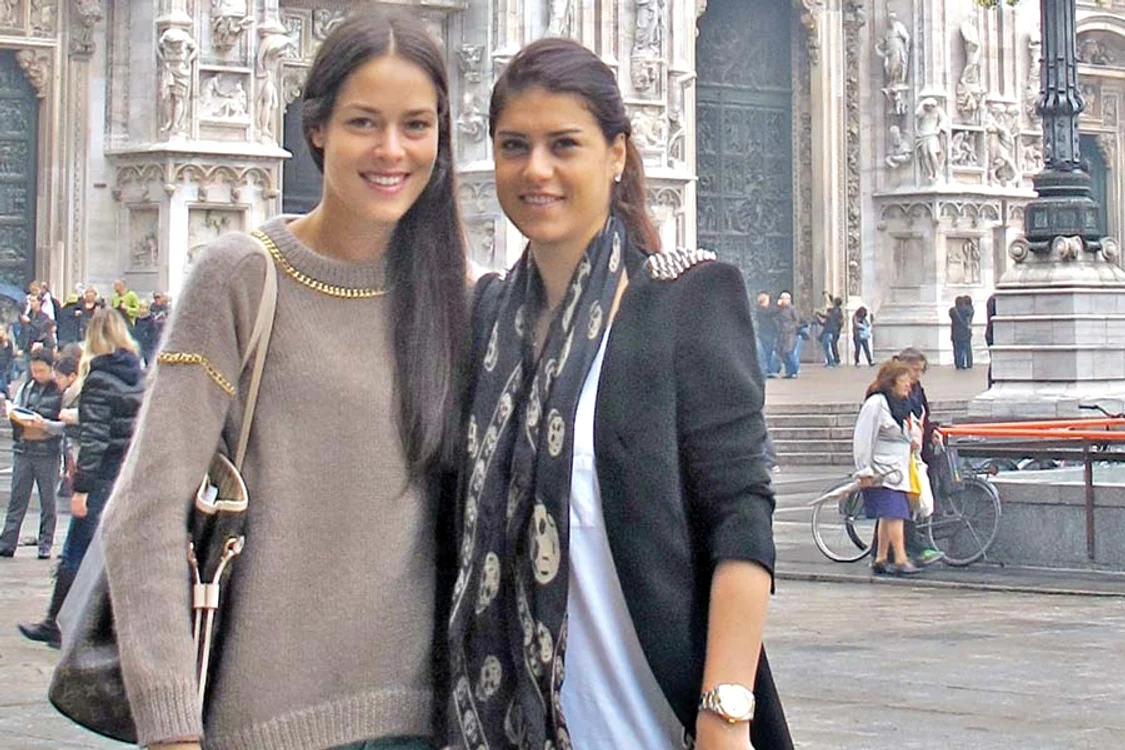 
    Ana Ivanovic şi  Sorana Cîrstea sunt  prietene de cinci ani ( FOTO: Tennisone.ro)  