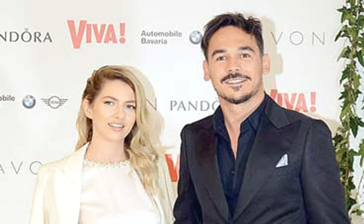 Lidia Buble şi Răzvan Simion au bifat prima ieşire publică de când “matinalul” Antenei 1 a divorţat
