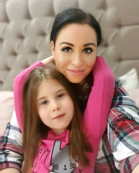 1 oana roman la antena stars png jpeg