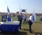 Jucătorii de legendă ai Universităţii Craiova au primit bucăţi din gazonul stadionului Ion Oblemenco