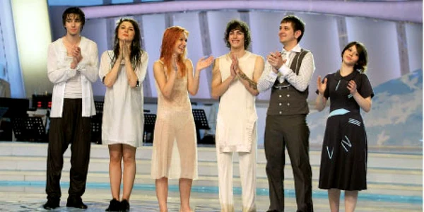 Perechile Tudor-Paula Seling, Adela Popescu-Alexandru şi Octavian Strunilă-Ela