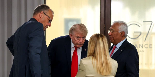 Trump și Meloni la G7 FOTO AFP