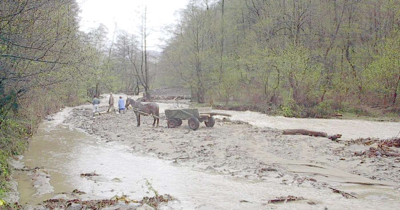 Râul Arieş a provocat pagube în Apuseni. Foto: Arhivă