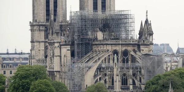 Catedrala Notre Dame după incendiu / FOTO EPA - EFE / 16 apr 2019