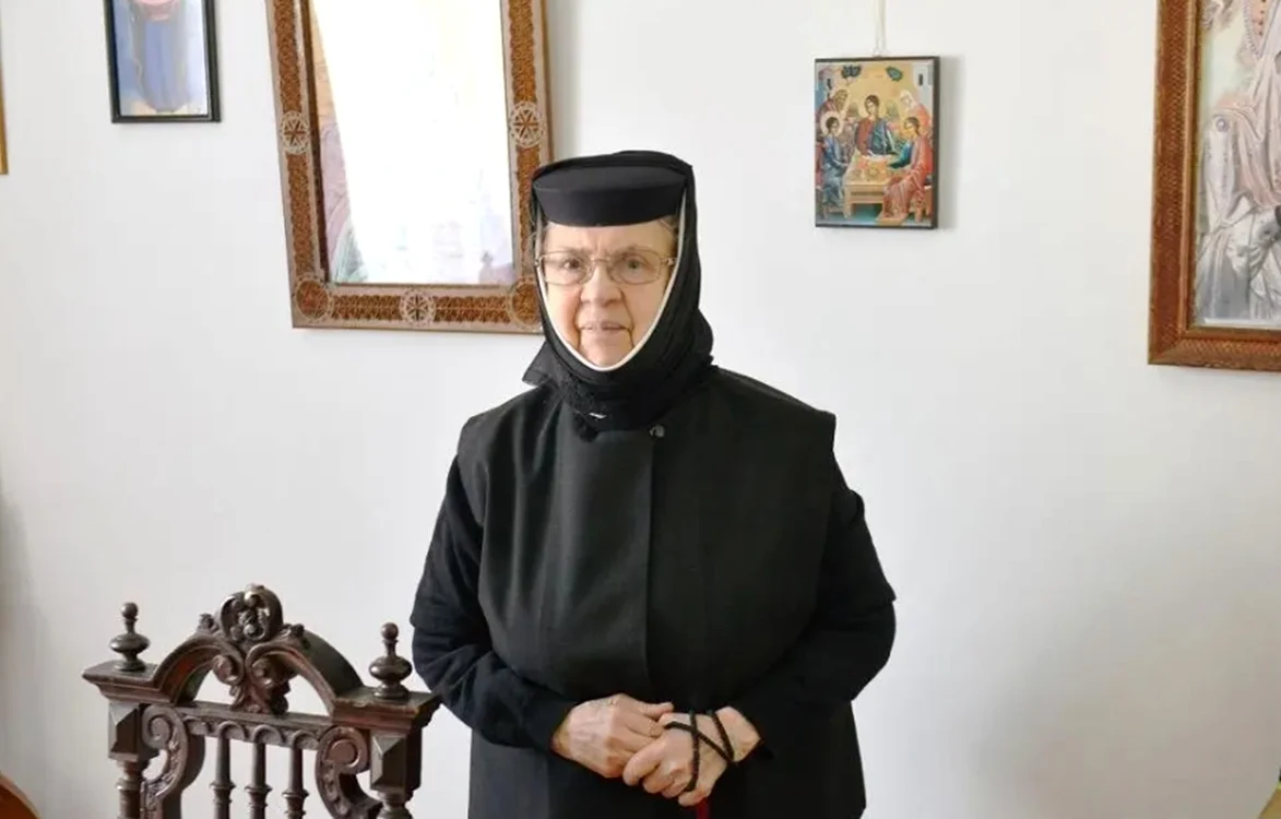Stavrofora Lucia Dumbravă a murit la 92 de ani / Basilica