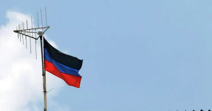 Drapelul republicii separatiste din Doneţk. FOTO: sprotyv.info