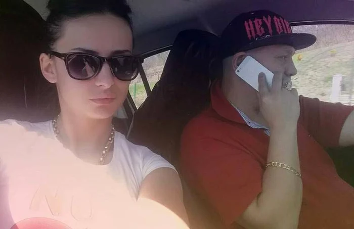 Cei doi sunt împreună de două săptămâni 