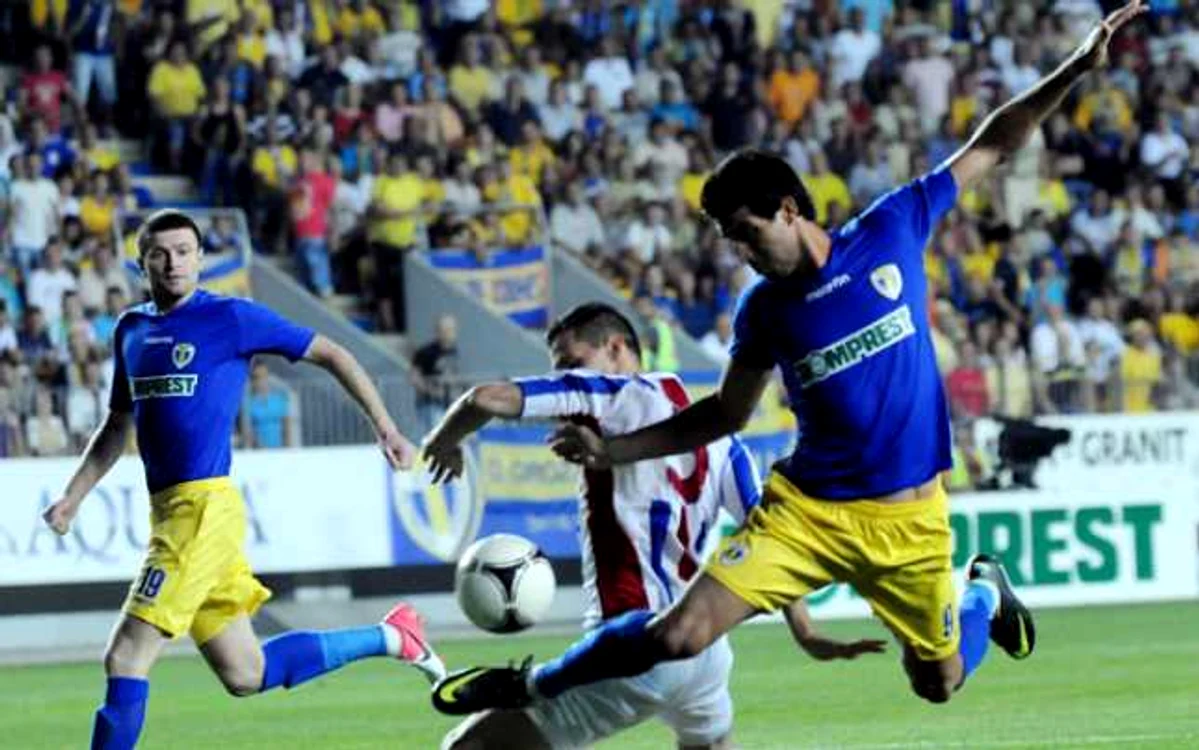 Pe 8 şi 16 decembrie se joacă ultimele meciuri din acest an. FOTO: fcpetrolul.ro