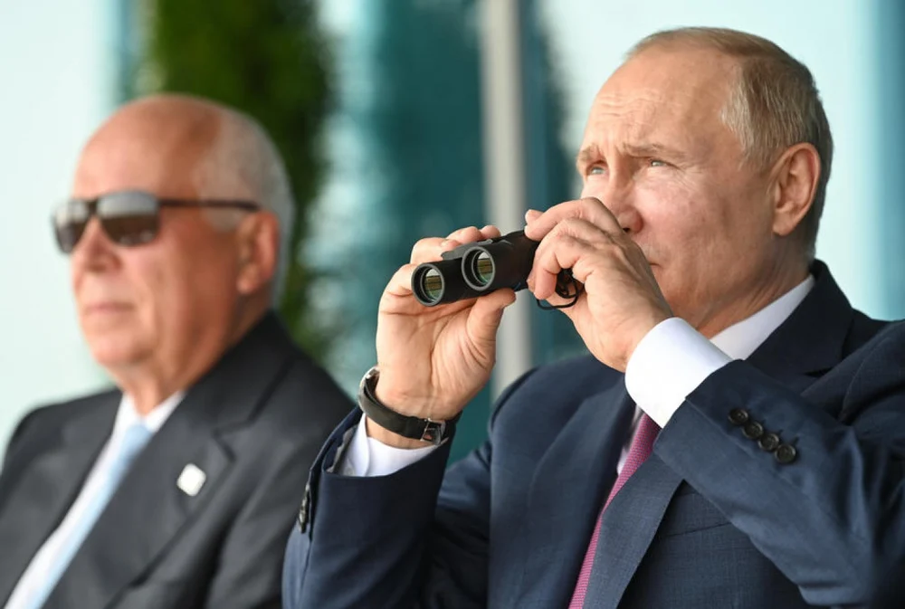 "Waterloo-ul" lui Putin. Prăbușirea unui Su-57 lângă Moscova ar putea marca începutul sfârșitului pentru liderul de la Kremlin