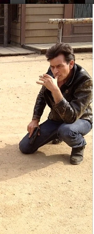 
    Pornodiva nu a mai vrut să trăască fără actor  