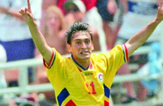 Ilie Dumitrescu atacat, Hagi menajat. Medicul Generației de Aur tratează diferit apropierea foștilor tricolori de conducerea FRF