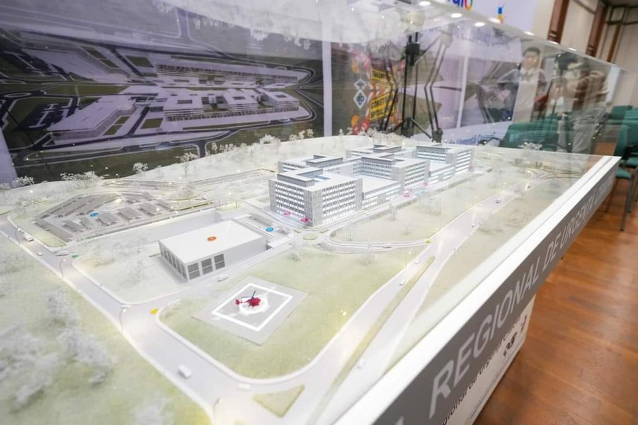 Spitalul Regional Craiova, la stadiu de machetă. Proiectul are deja o întârziere de 4 ani